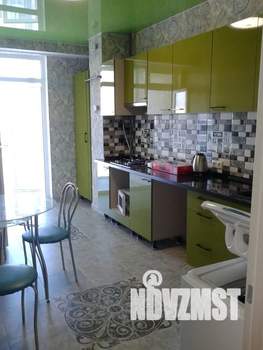 1-к квартира, посуточно, 52м2, 7/14 этаж