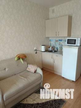 Студия квартира, посуточно, 27м2, 4/5 этаж