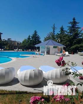 Студия квартира, посуточно, 42м2, 3/9 этаж