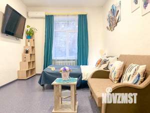 1-к квартира, посуточно, 35м2, 1/3 этаж
