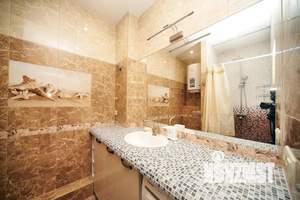 1-к квартира, посуточно, 42м2, 3/6 этаж