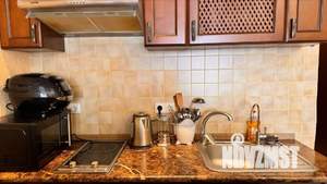 Студия квартира, посуточно, 43м2, 3/6 этаж