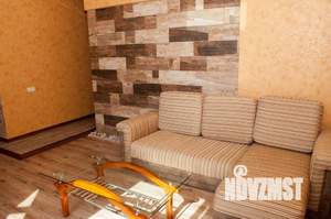 1-к квартира, посуточно, 70м2, 1/1 этаж