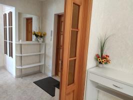 1-к квартира, посуточно, 48м2, 7/9 этаж