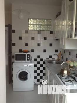 1-к квартира, посуточно, 50м2, 3/5 этаж
