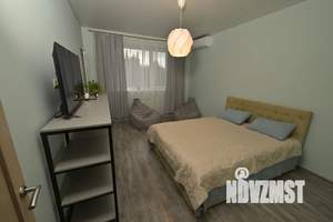 1-к квартира, посуточно, 35м2, 2/10 этаж