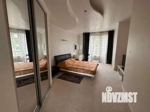 3-к квартира, посуточно, 130м2, 7/8 этаж