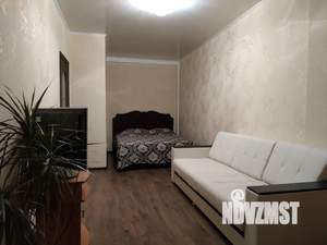 1-к квартира, посуточно, 40м2, 3/10 этаж