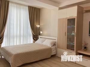 1-к квартира, посуточно, 53м2, 4/10 этаж