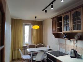 2-к квартира, посуточно, 68м2, 7/9 этаж