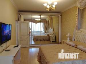 1-к квартира, посуточно, 60м2, 1/2 этаж