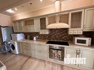 3-к квартира, посуточно, 130м2, 7/8 этаж