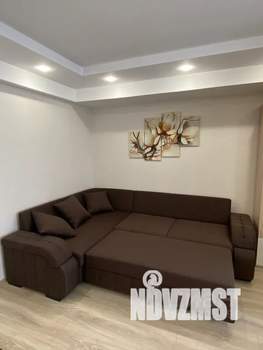 1-к квартира, посуточно, 53м2, 4/10 этаж