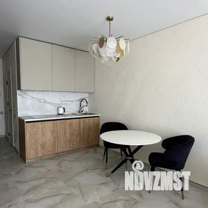 Студия квартира, посуточно, 30м2, 5/10 этаж