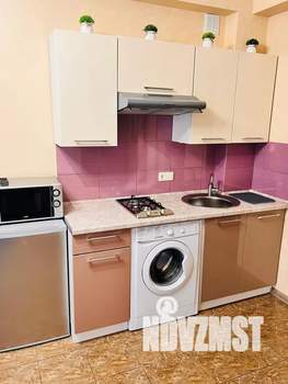 Студия квартира, посуточно, 25м2, 1/3 этаж