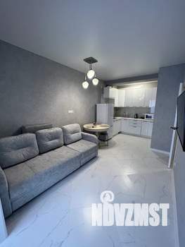 1-к квартира, посуточно, 44м2, 7/10 этаж