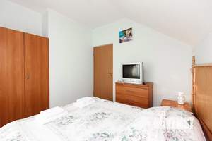 2-к квартира, посуточно, 63м2, 1/1 этаж