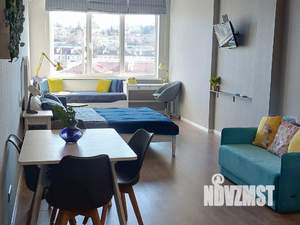 1-к квартира, посуточно, 42м2, 1/1 этаж