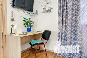 1-к квартира, посуточно, 40м2, 1/2 этаж