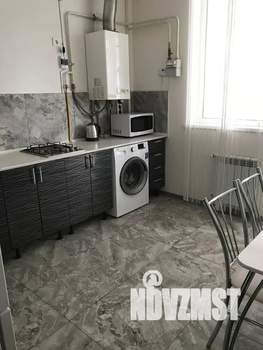 1-к квартира, посуточно, 49м2, 2/5 этаж