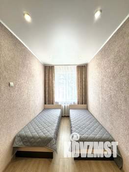 2-к квартира, посуточно, 47м2, 2/4 этаж