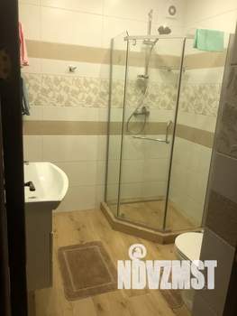 1-к квартира, посуточно, 42м2, 9/10 этаж