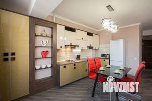 1-к квартира, посуточно, 53м2, 4/10 этаж