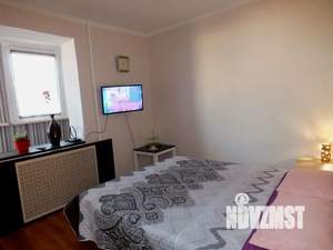 1-к квартира, посуточно, 40м2, 10/10 этаж