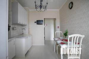 1-к квартира, посуточно, 50м2, 1/1 этаж