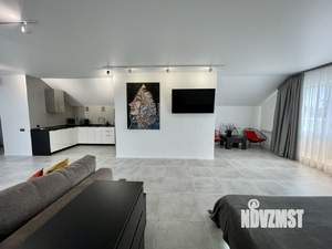 Студия квартира, посуточно, 72м2, 3/3 этаж