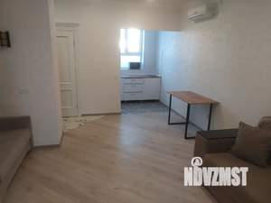 Студия квартира, посуточно, 40м2, 1/2 этаж