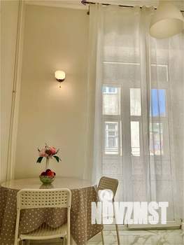 1-к квартира, посуточно, 45м2, 3/3 этаж