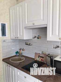 Студия квартира, посуточно, 25м2, 3/3 этаж