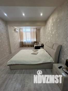 Студия квартира, посуточно, 47м2, 5/13 этаж