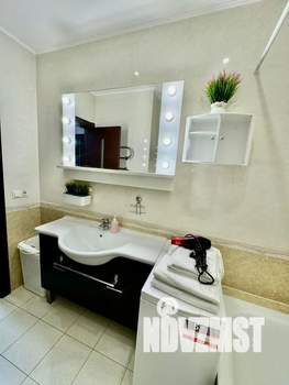 1-к квартира, посуточно, 40м2, 8/9 этаж