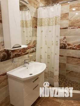 1-к квартира, посуточно, 43м2, 2/10 этаж