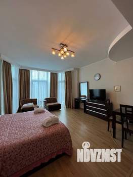 Студия квартира, посуточно, 42м2, 3/9 этаж