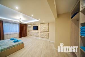 1-к квартира, посуточно, 130м2, 1/1 этаж