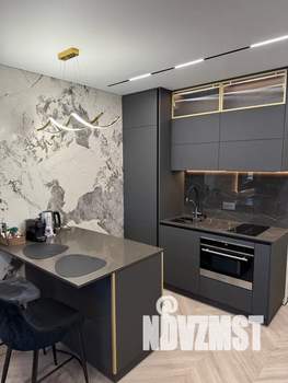 Студия квартира, посуточно, 32м2, 4/10 этаж