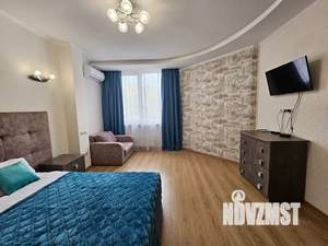 1-к квартира, посуточно, 43м2, 9/11 этаж