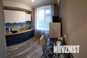 1-к квартира, посуточно, 33м2, 3/3 этаж