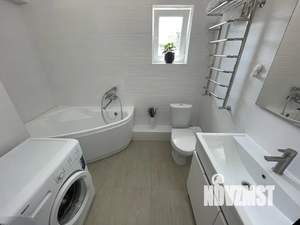 Студия квартира, посуточно, 35м2, 2/3 этаж