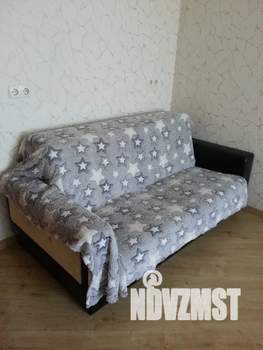 1-к квартира, посуточно, 38м2, 2/10 этаж