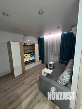 1-к квартира, посуточно, 35м2, 2/4 этаж