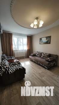 2-к квартира, посуточно, 45м2, 1/5 этаж