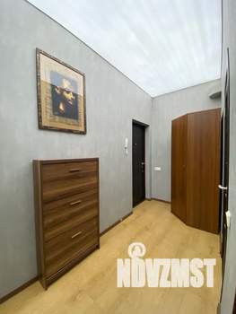 Студия квартира, посуточно, 42м2, 5/5 этаж