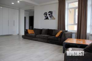 2-к квартира, посуточно, 75м2, 8/10 этаж