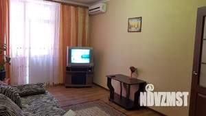 1-к квартира, посуточно, 42м2, 3/10 этаж