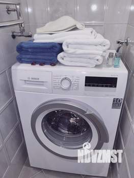 Студия квартира, посуточно, 35м2, 8/10 этаж