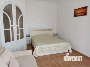 1-к квартира, посуточно, 37м2, 3/3 этаж